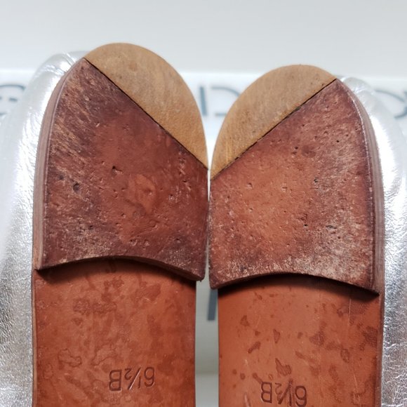 Esprit de Corp Women's Silver Leather Loafers 6.5B - Picture 8 of 11